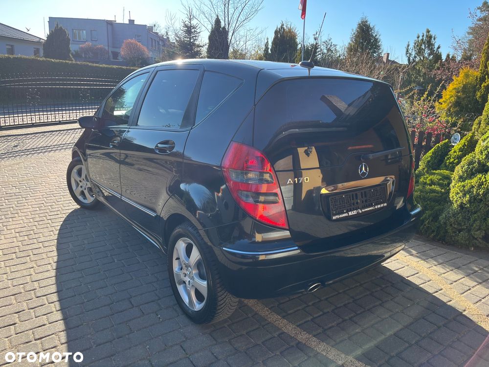 Mercedes-Benz Klasa A 170 BlueEFFICIENCY Avantgarde - 4