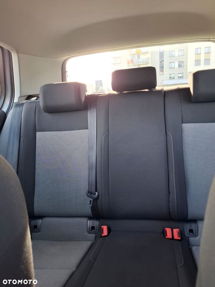 Volkswagen Golf 1.6 TDI Trendline - 8