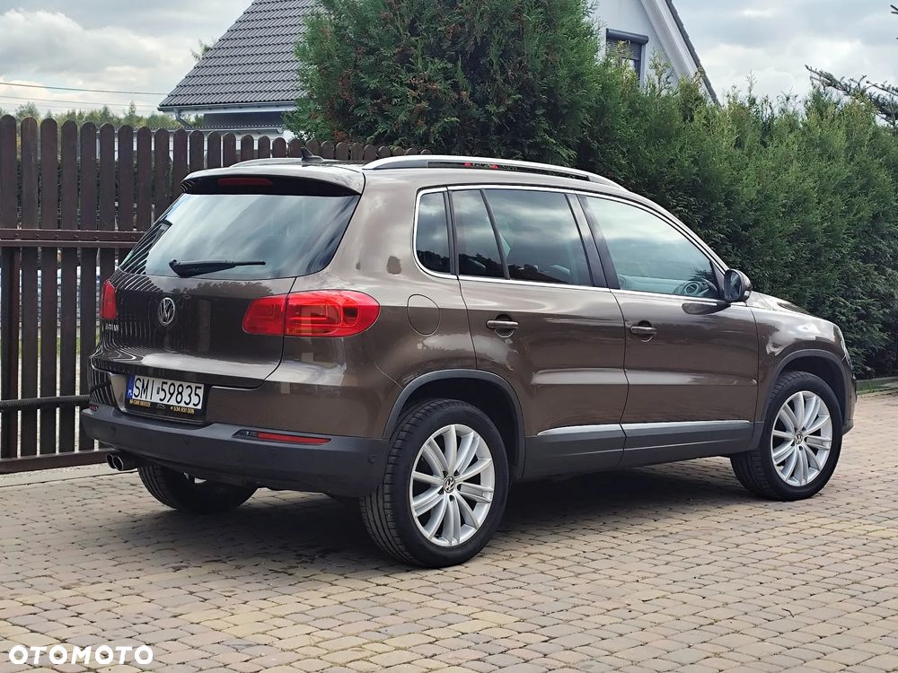 Volkswagen Tiguan 2.0 TDI DPF 4Motion Track & Field - 25