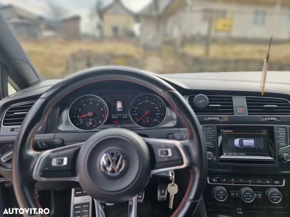 Volkswagen Golf GTI BlueMotion Technology - 7