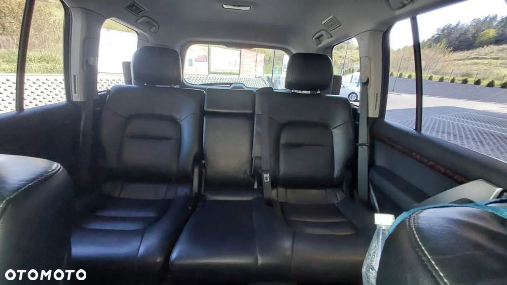 Toyota Land Cruiser LC 4.5 D-4D V8 Prestige X 7 - 14