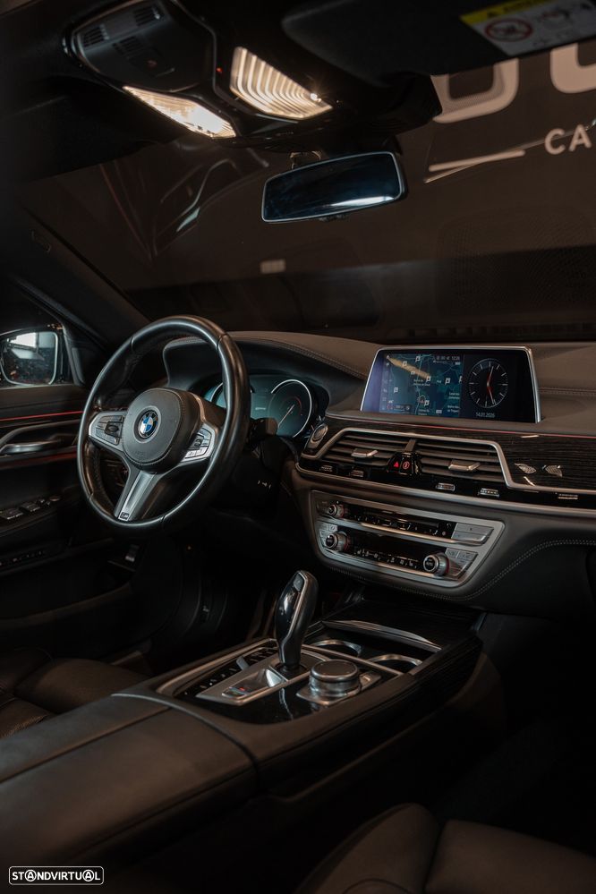 BMW 740 e iPerformance Pack M - 12