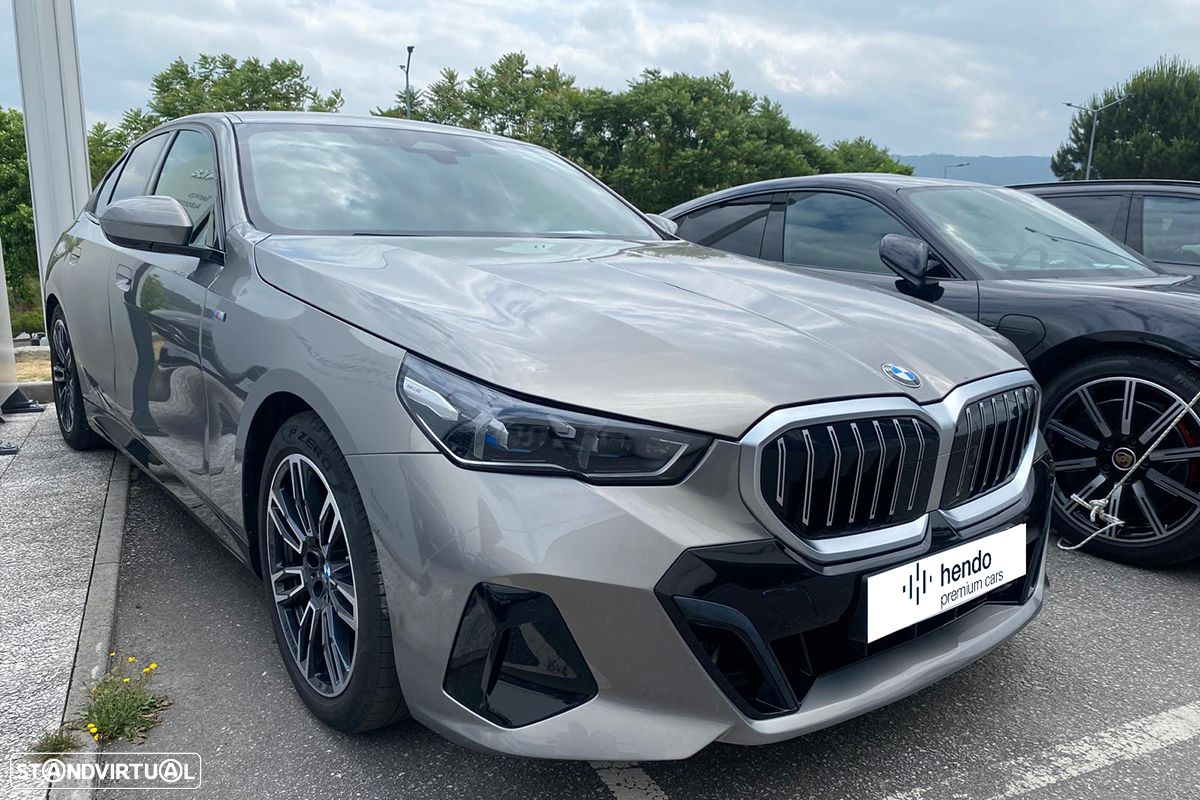BMW 520 d Pack Desportivo M - 2