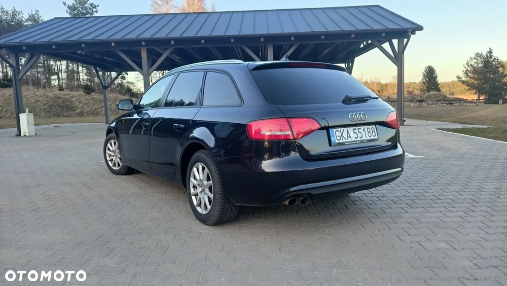 Audi A4 Avant 2.0 TDI DPF multitronic Attraction - 5