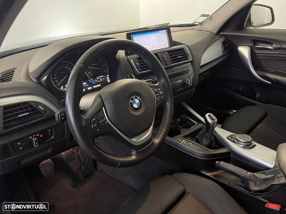BMW 116 d Line Sport - 12