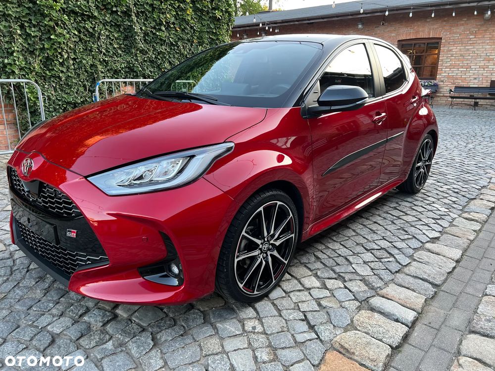 Toyota Yaris Hybrid 1.5 VVT-i GR SPORT - 2