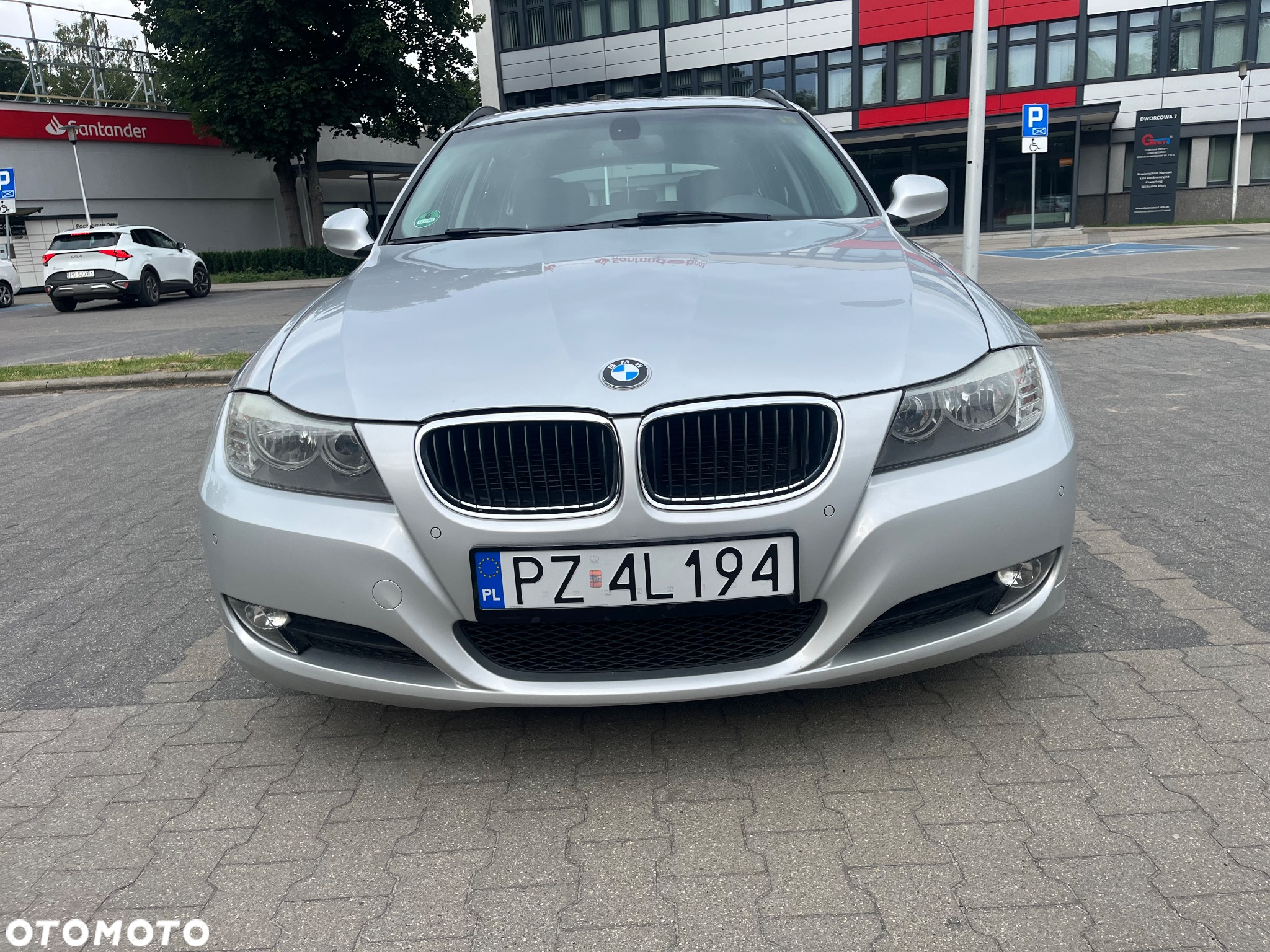 BMW Seria 3 318i - 8