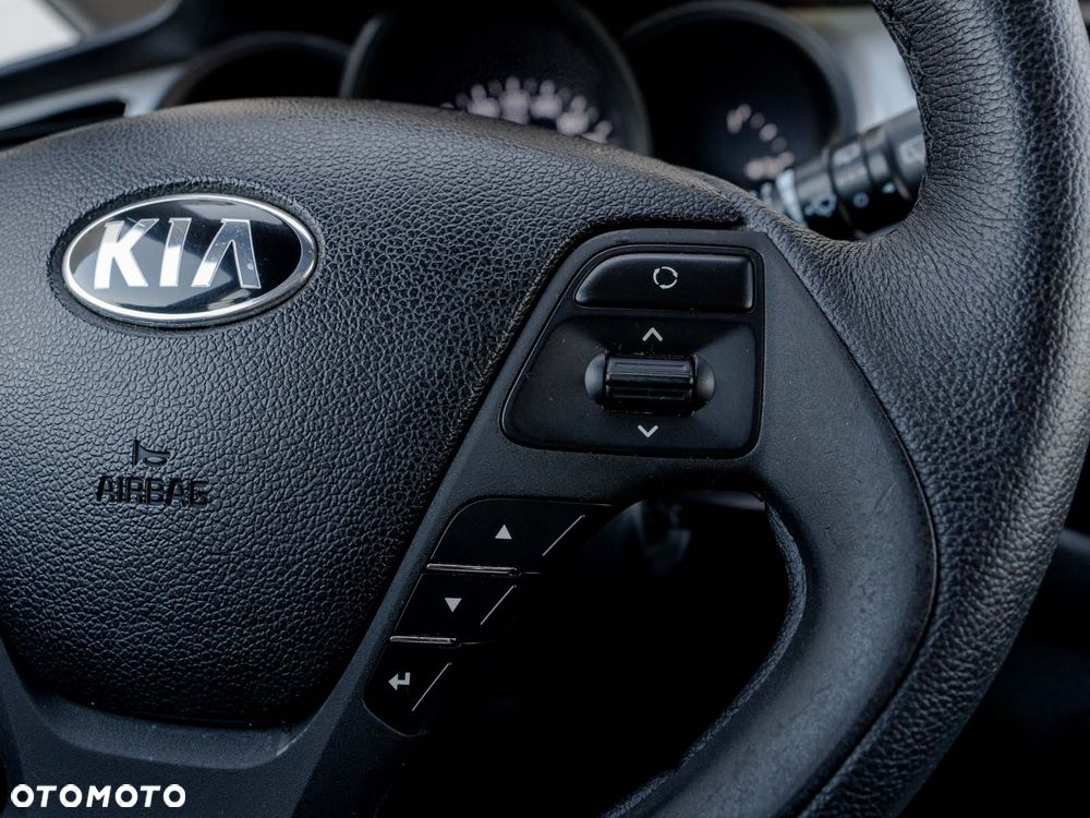 Kia Ceed 1.4 CVVT - 16