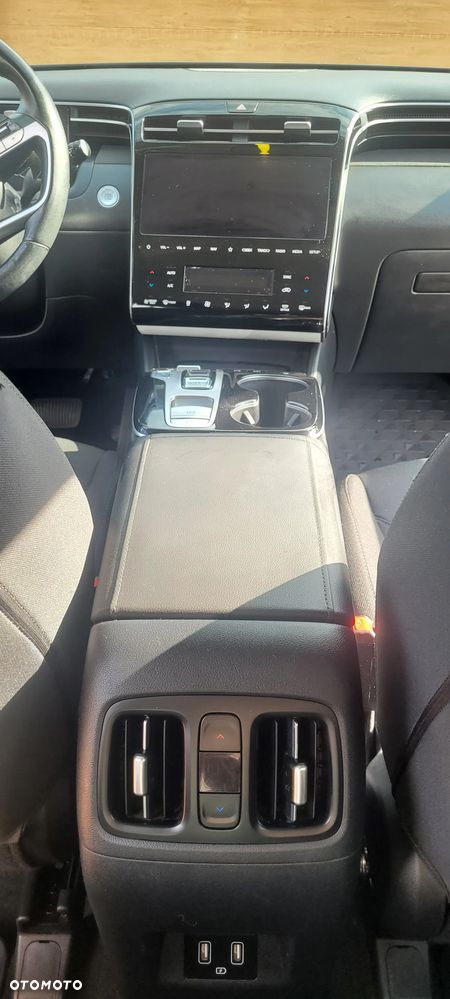 Hyundai Tucson 1.6 T-GDi HEV Executive 4WD - 18