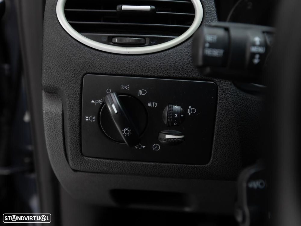 Ford Focus - 13
