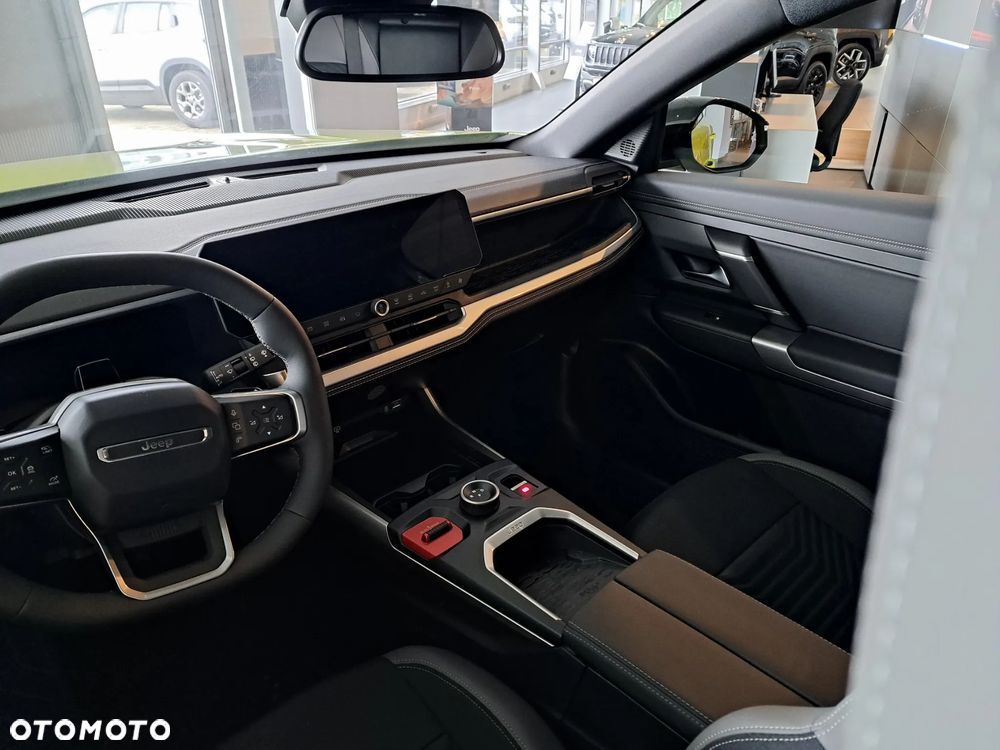 Jeep Compass - 19