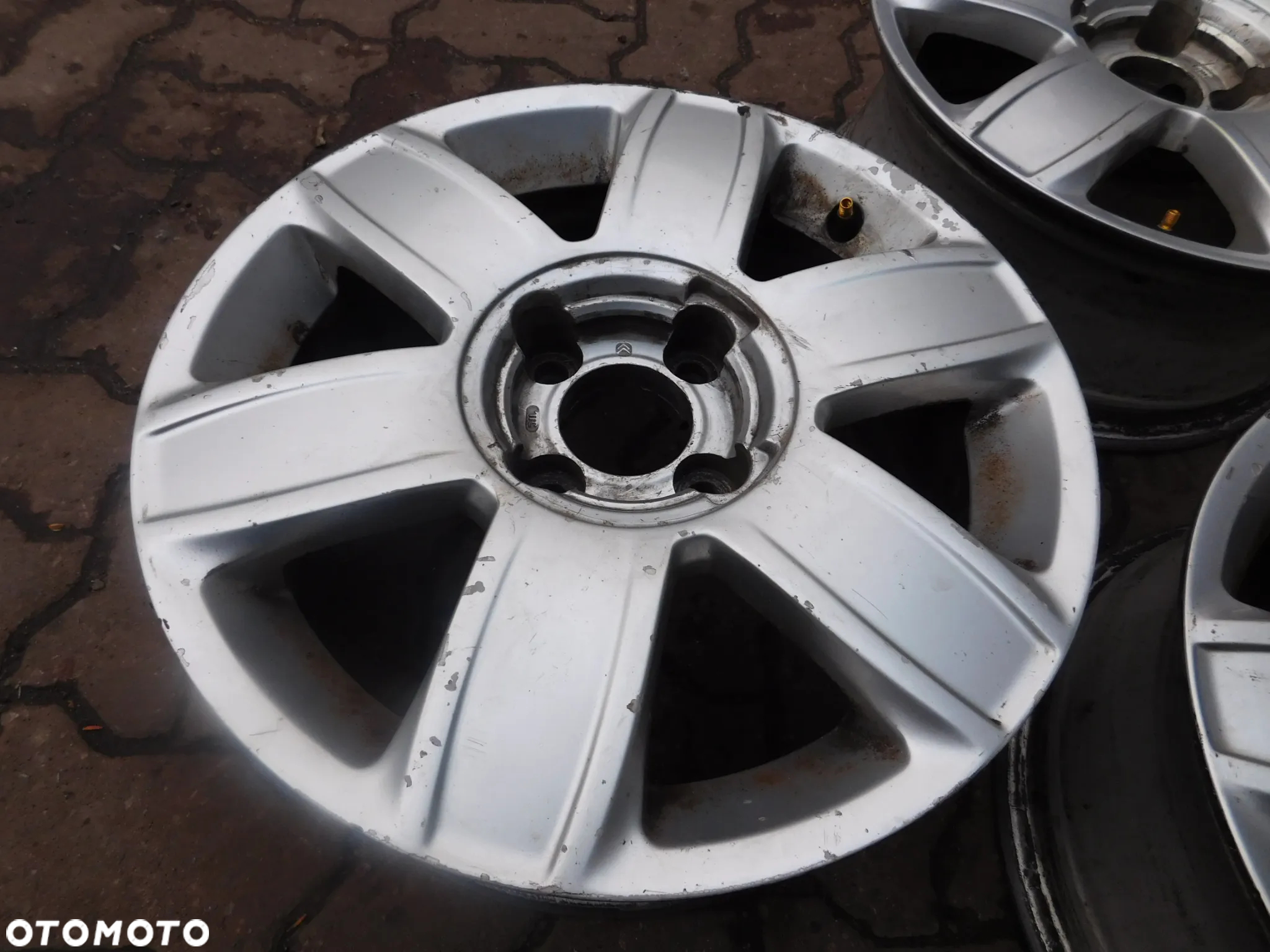 felga alu aluminiowa CITROEN C4 C5 BERLINGO XSARA 6,5Jx16 ET26 - 7