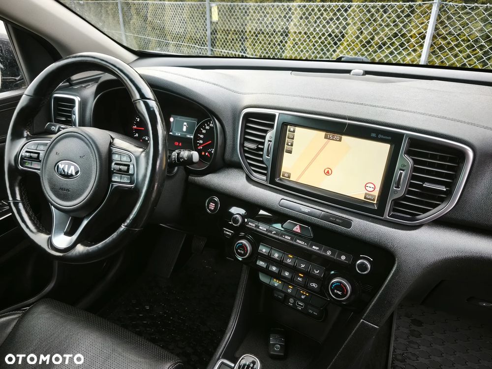 Kia Sportage 1.6 GDI 2WD DREAM-TEAM EDITION - 29