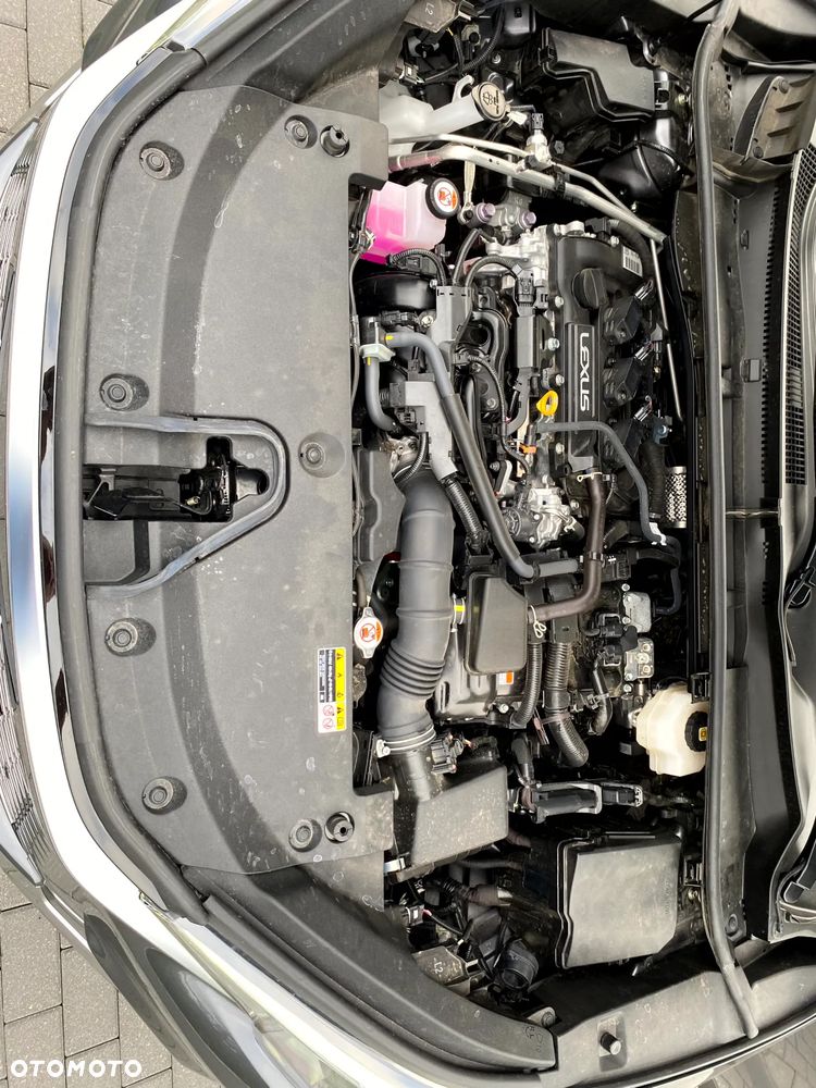 Lexus LBX 1.5 Hybrid Relax - 18
