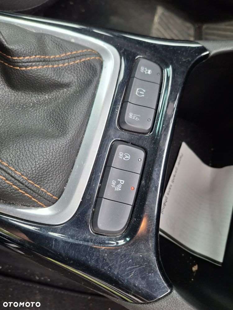 Opel Crossland X - 10