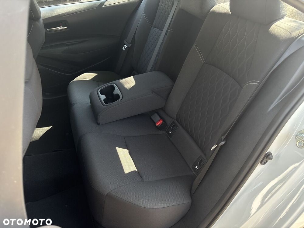 Toyota Corolla - 15