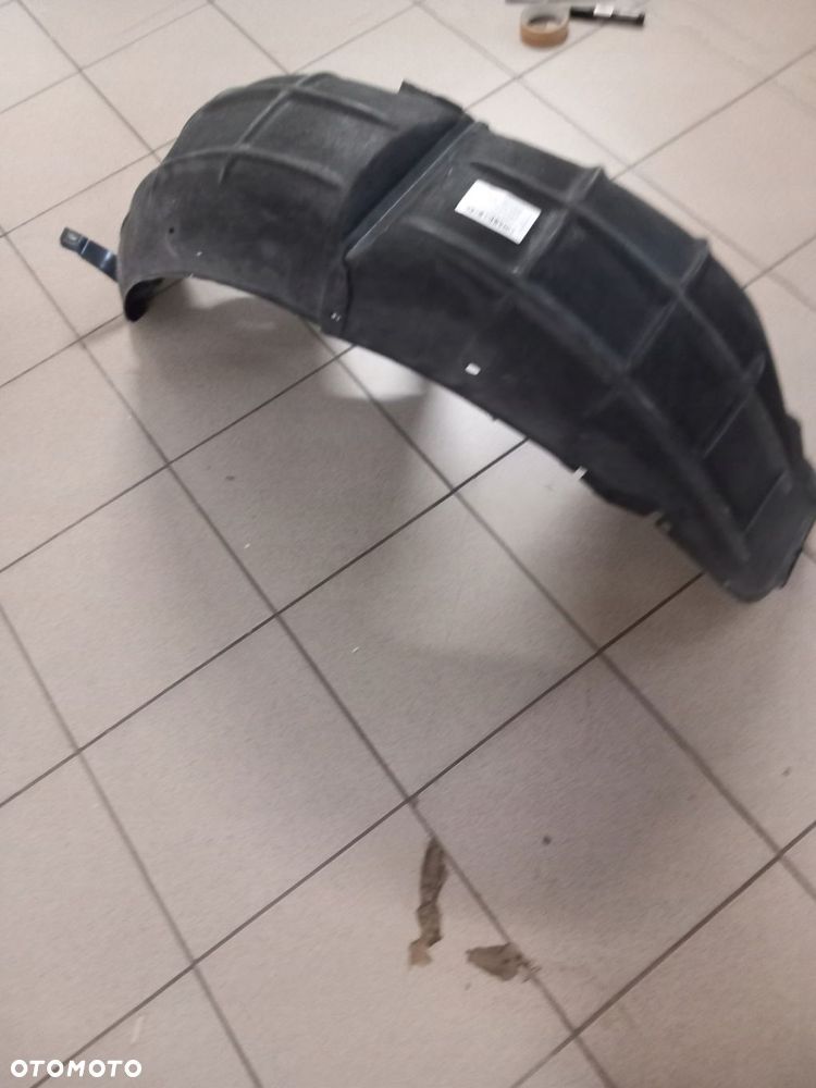 Lewe tylne nadkole Skoda Superb 2 Combi 3T5 810 969 A 3T5810969A - 1