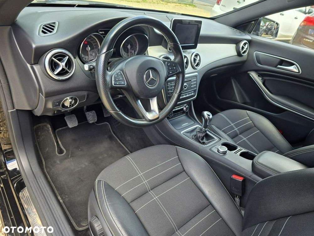 Mercedes-Benz CLA - 7