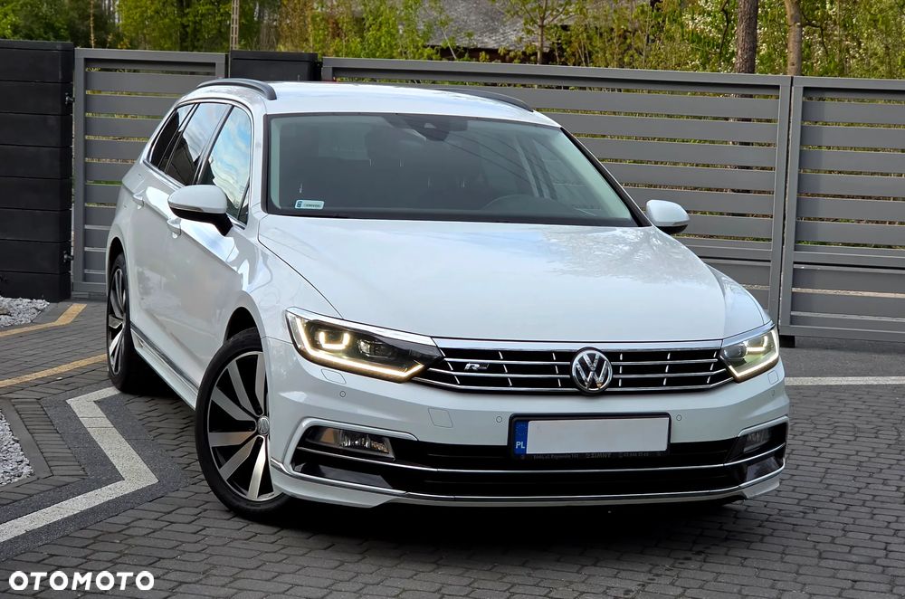 Volkswagen Passat - 12