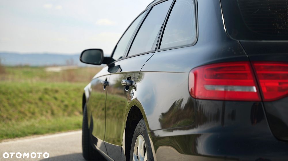 Audi A4 Avant 2.0 TDI Multitronic - 8