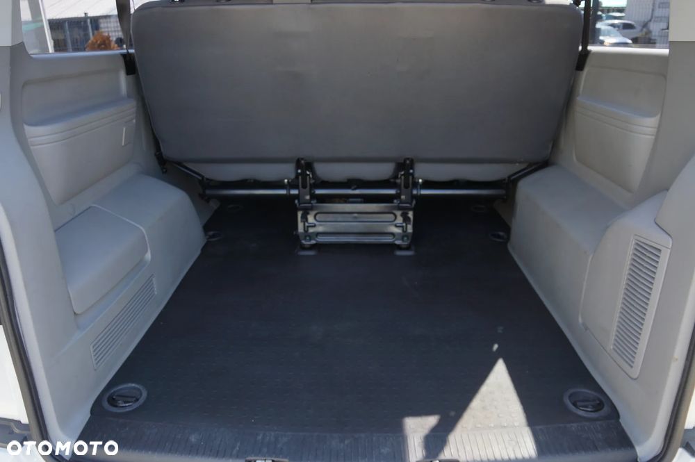 Volkswagen Caravelle L2 Trendline Mixt - 25