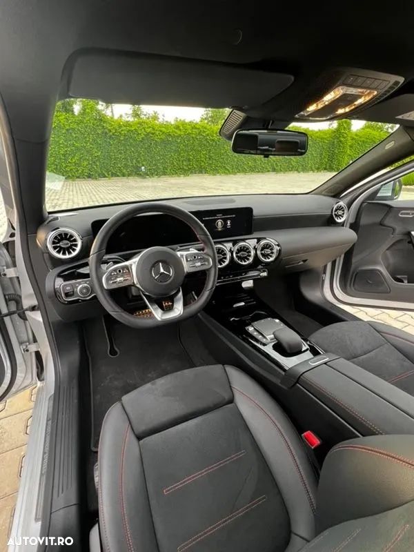 Mercedes-Benz A 180 MHEV 7G-DCT - 3