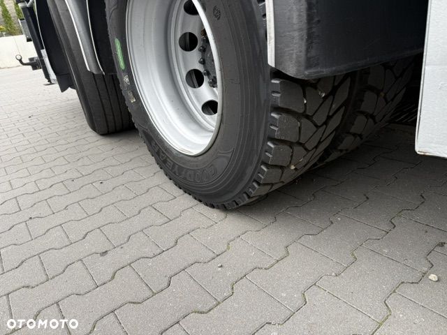 Volvo FE 320 6x2 HDS HMF 2120 Euro 6 - 12
