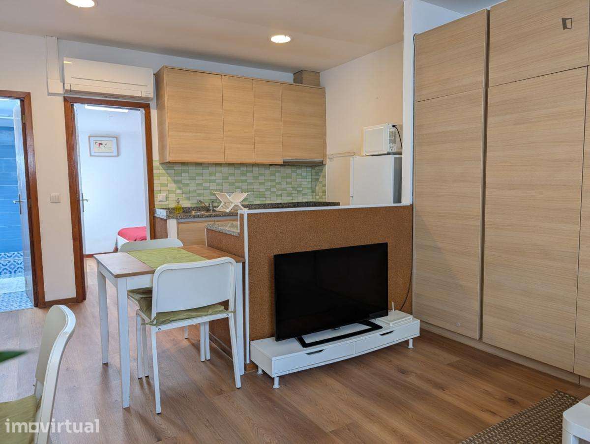 Apartamento com 1 quartos - localizado em Santo Ildefonso Porto - Grande imagem: 4/15