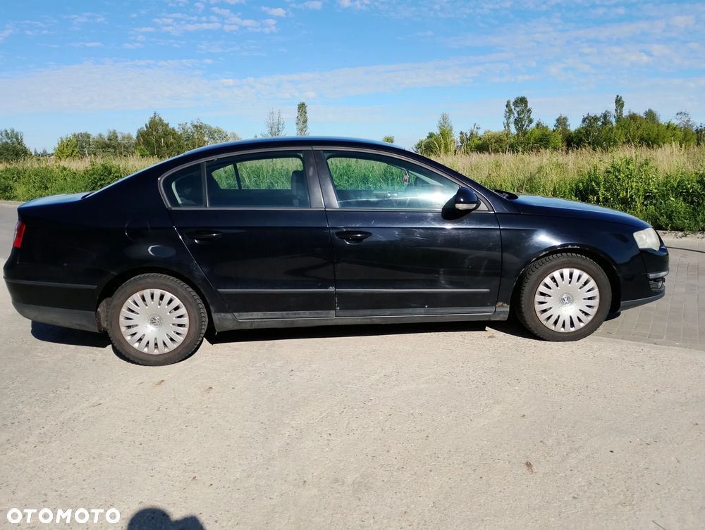Volkswagen Passat 1.9 TDI DPF Trendline - 4