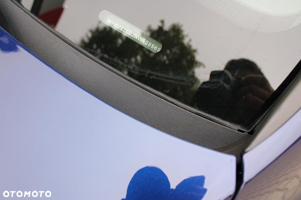 Volkswagen Golf - 28