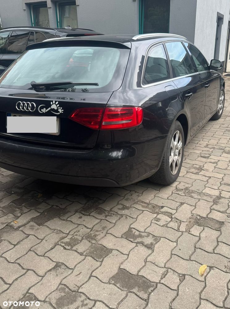 Audi A4 Avant 2.0 TDI - 11