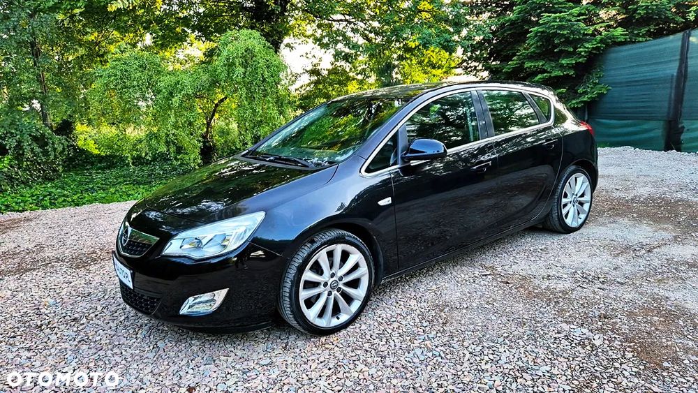 Opel Astra 1.6 Turbo Edition - 23