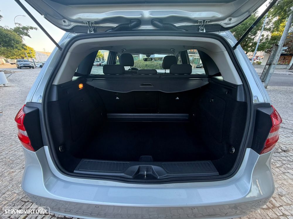 Mercedes-Benz B 180 CDI BlueEFFICIENCY - 21