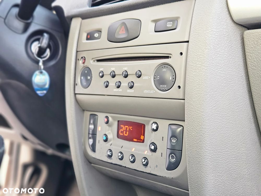 Renault Thalia 1.4 16V All Inclusive - 19