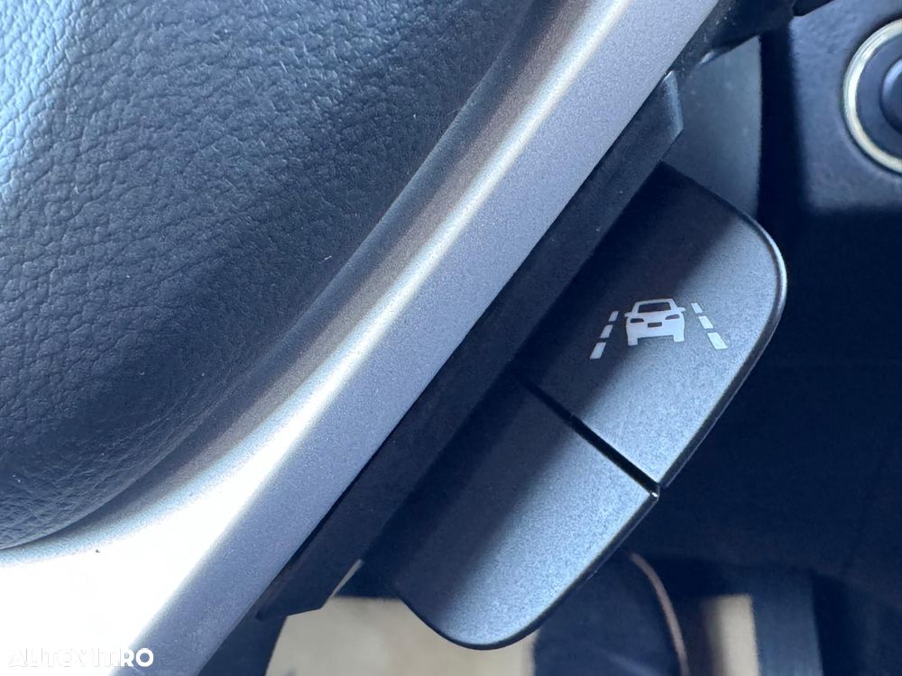 Suzuki S-Cross 1.5 AllGrip HEV Passion - 35