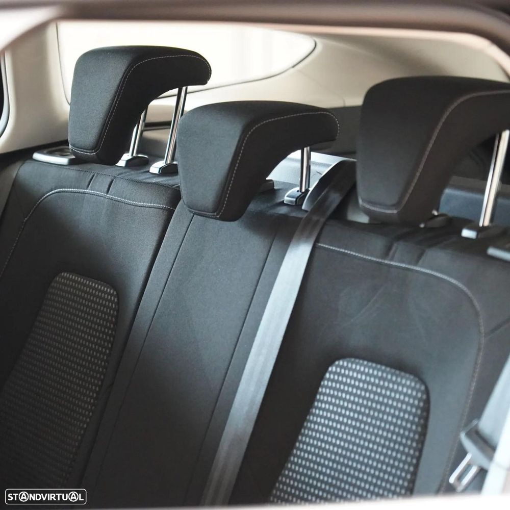 Ford Focus SW 1.5 TDCi EcoBlue Active - 19