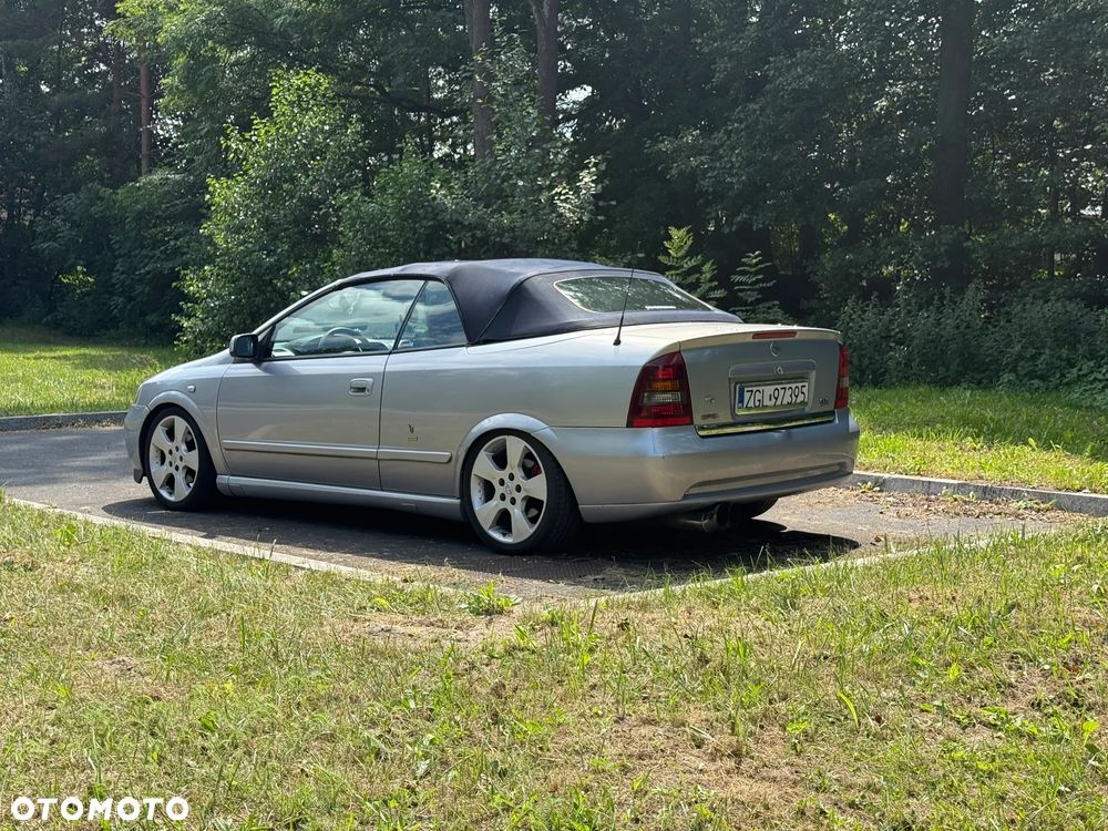 Opel Astra 1.8 Bertone - 4