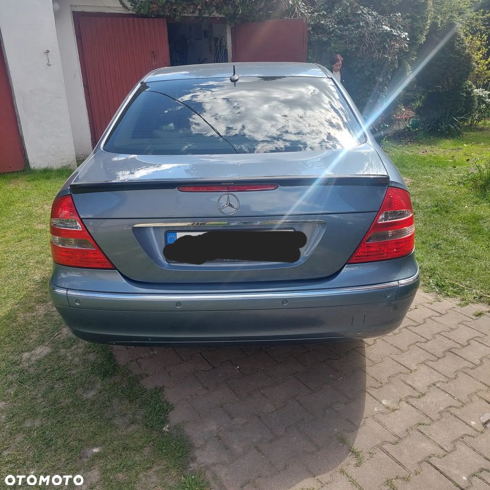 Mercedes-Benz Klasa E - 4