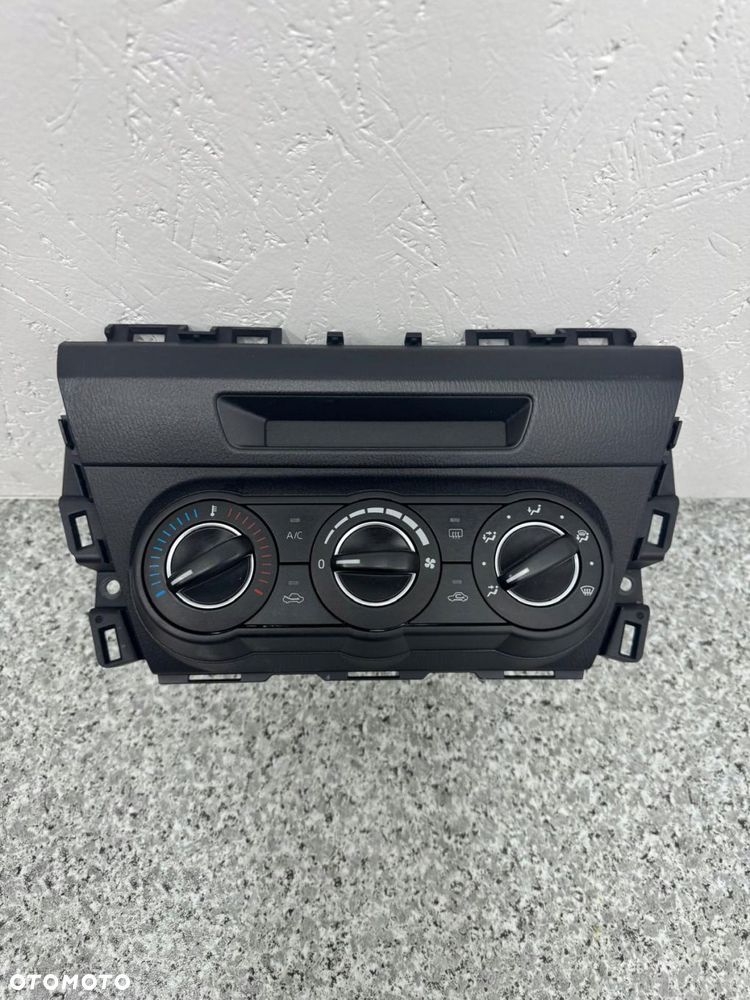 panel nawiewu klimatyzacji mazda 3 bm 2013-2017 - 1