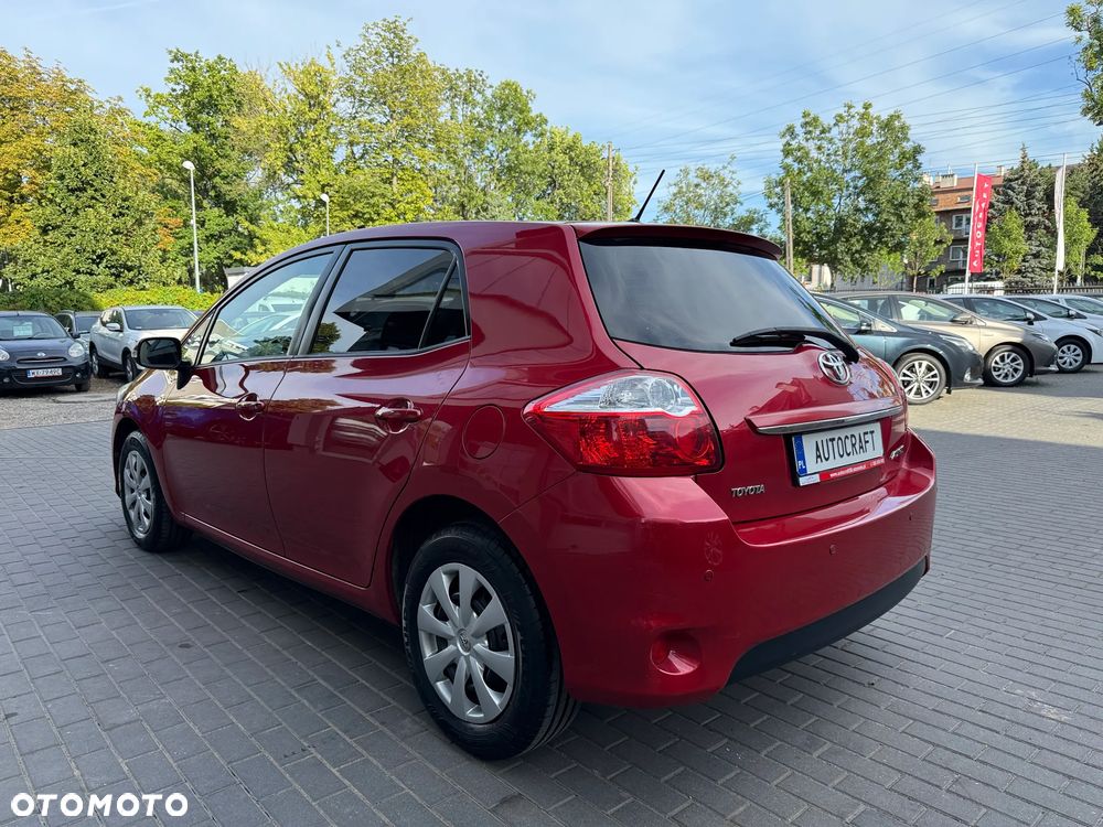 Toyota Auris 1.33 VVT-i Active - 24