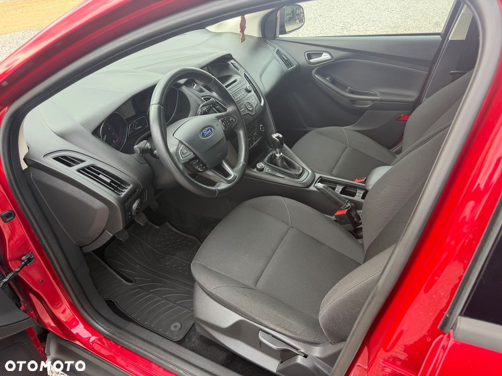 Ford Focus 1.0 EcoBoost Edition - 5