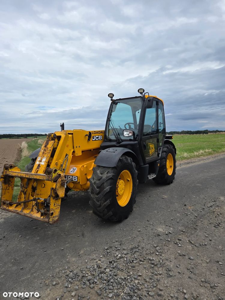 JCB 541-70 - 26