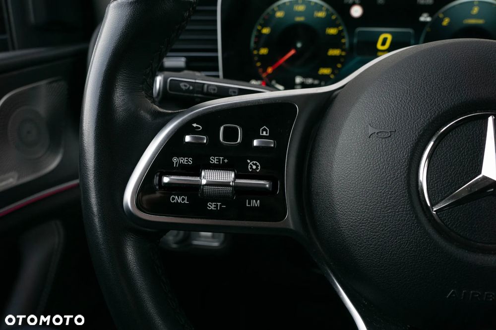 Mercedes-Benz GLE - 22