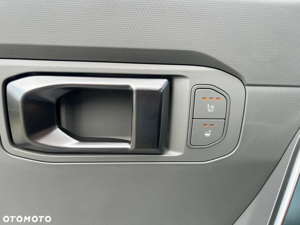 Kia Seltos 1.6 T-GDI M DCT - 17