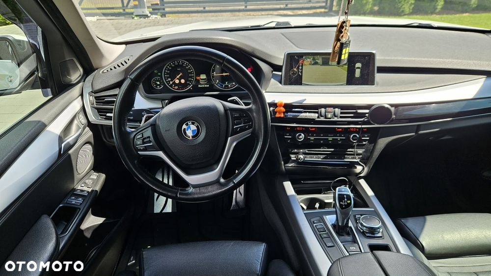 BMW X5 xDrive25d - 14