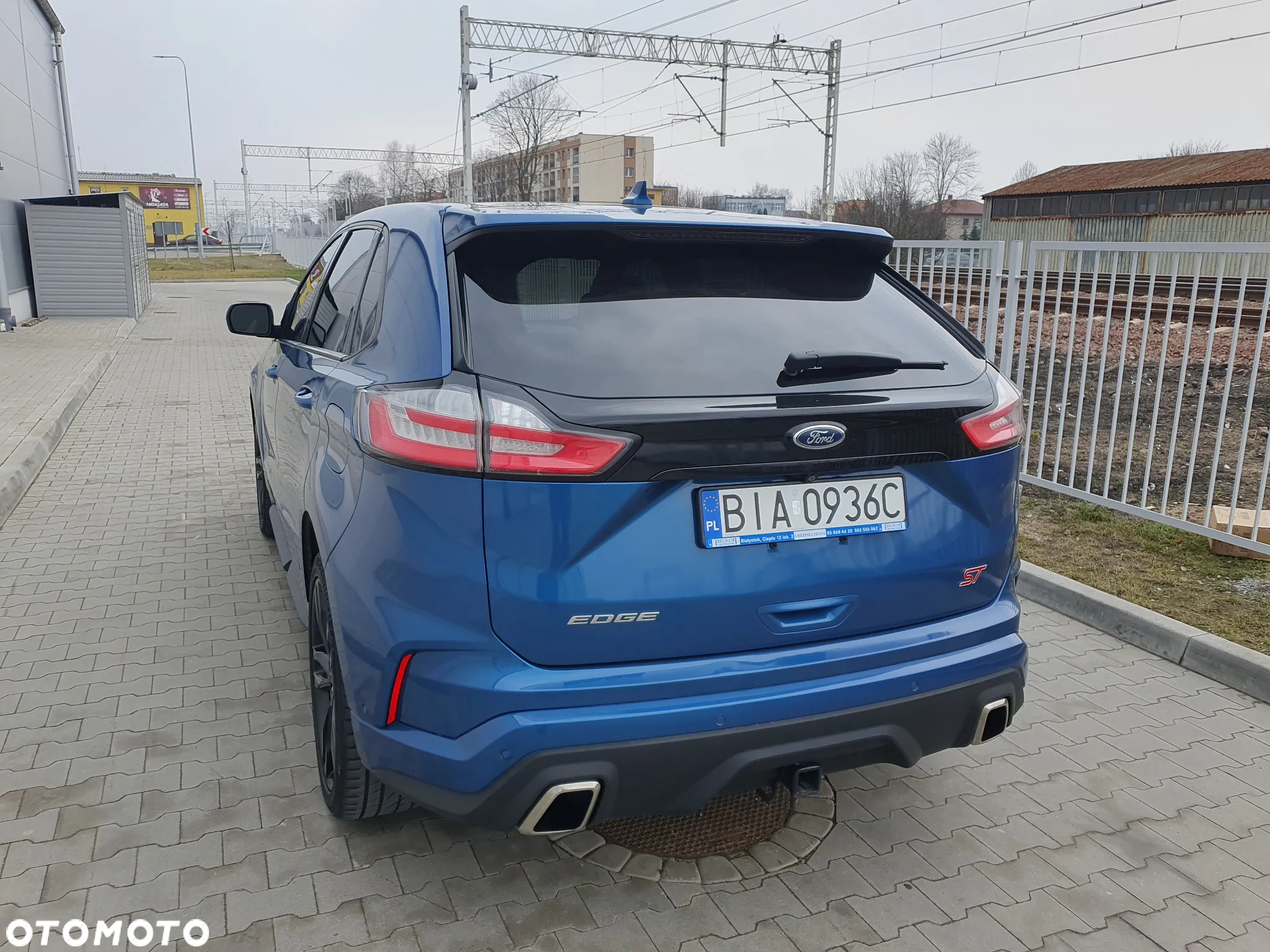Ford Edge - 13