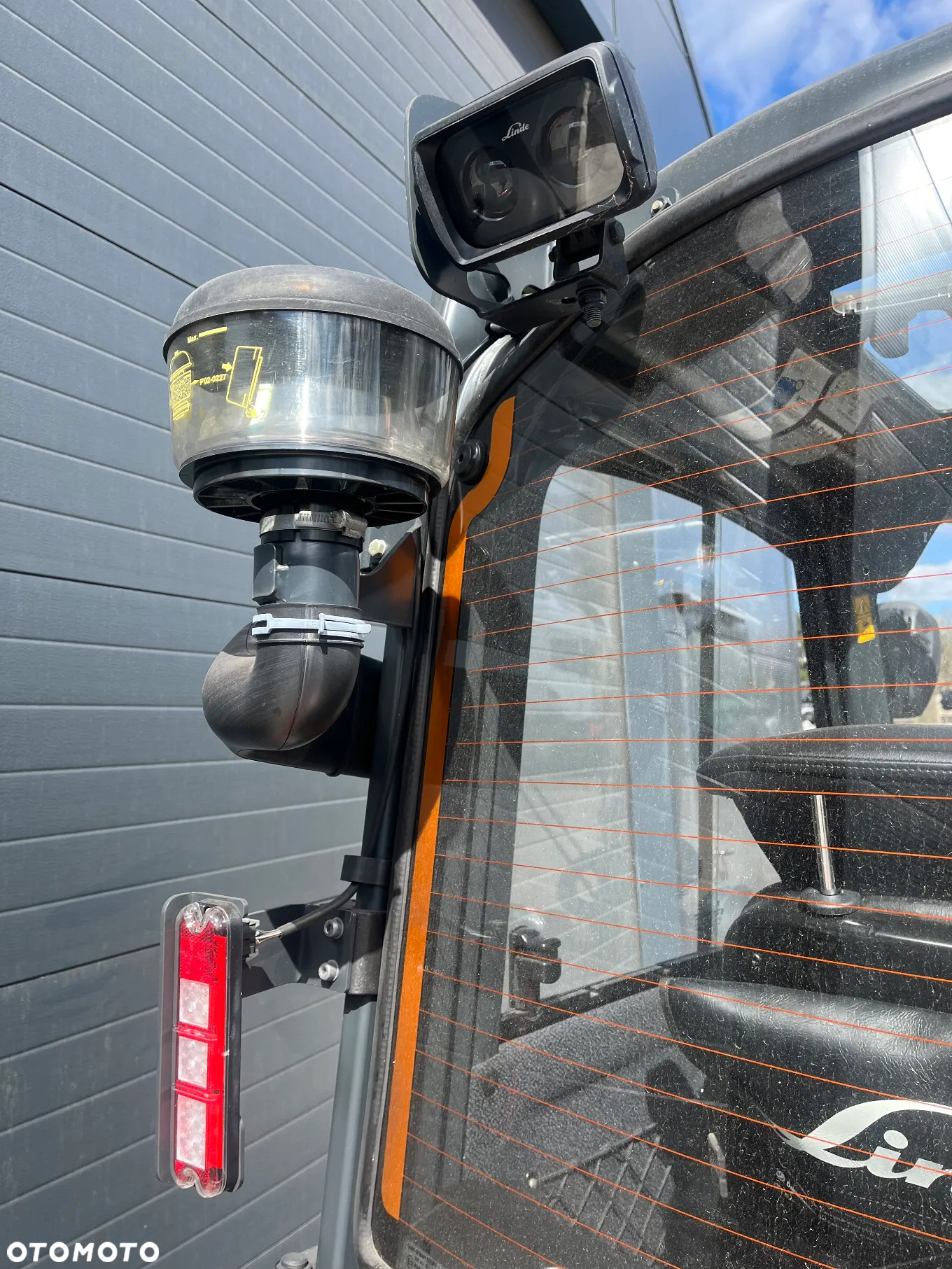 Linde H18T 391 Gaz LPG TRIPLEX Pełna kabina WAGA Pozycjoner Przesuw Oświetlenie drogowe - 34