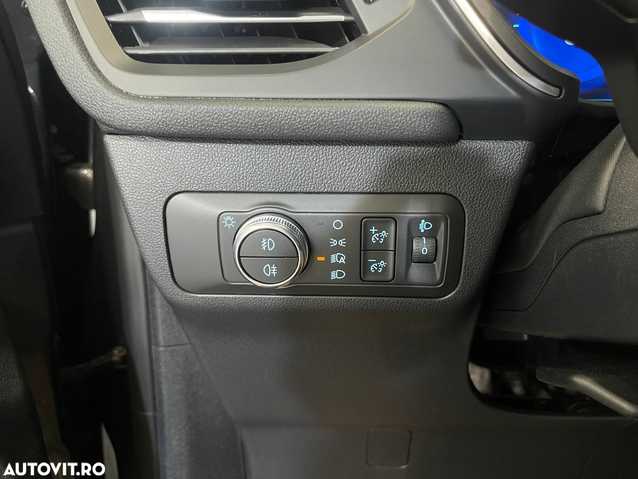 Ford Kuga 1.5 EcoBlue Aut. TITANIUM - 20
