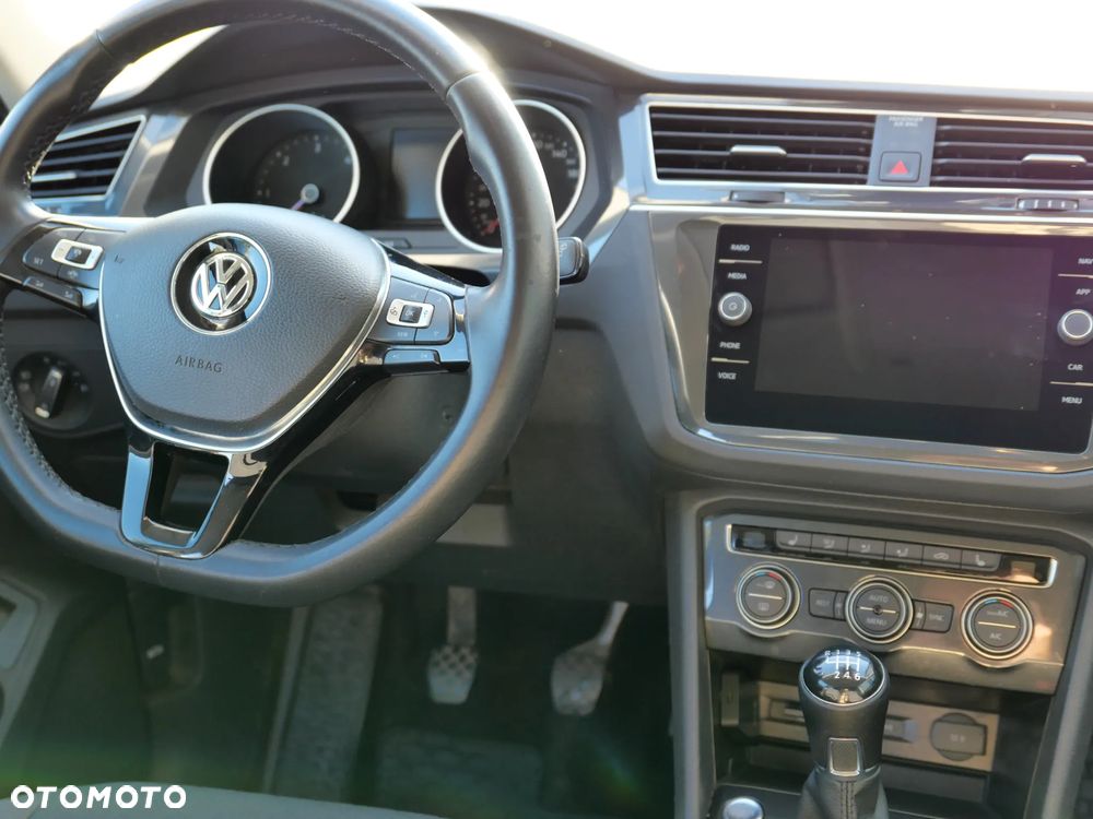 Volkswagen Tiguan 2.0 TDI BMT SCR Comfortline - 11