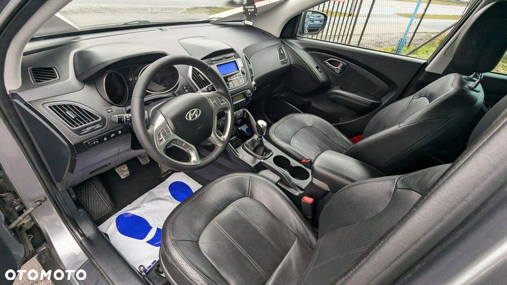 Hyundai ix35 - 12